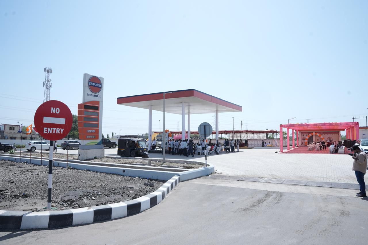 RAVECHI Fuel Station